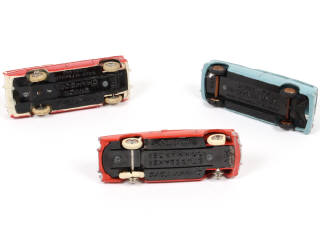 Lot 270 - DINKY TOYS (FRANCE) (3)