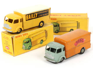 Lot 155 - DINKY TOYS (GB) (2)