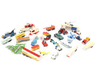 Lot 318 - DIVERS (31)