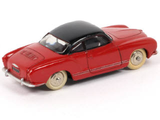 Lot 193 - DINKY TOYS (FRANCE) (1)
