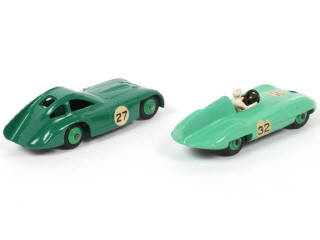 Lot 168 - DINKY TOYS (GB) (2)