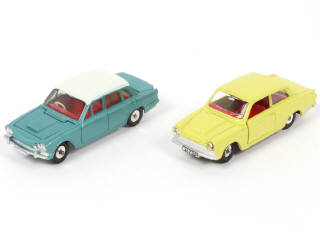 Lot 167 - DINKY TOYS (GB) (2)