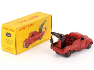 Lot 217 - DINKY TOYS (FRANCE) (1)