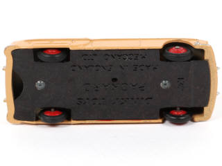 Lot 122 - DINKY TOYS (GB) (1)