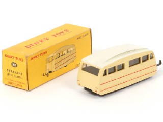 Lot 234 - DINKY TOYS (FRANCE) (1)