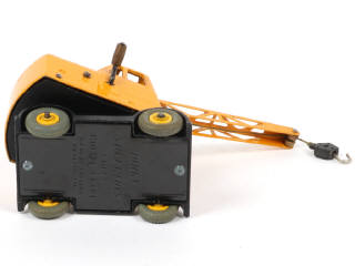 Lot 161 - DINKY TOYS (GB) (1)