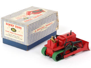 Lot 158 - DINKY TOYS (GB) (1)