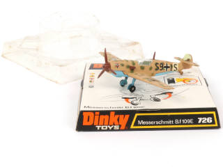 Lot 152 - DINKY TOYS (GB) (1)