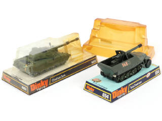 Lot 171 - DINKY TOYS (GB) (2)