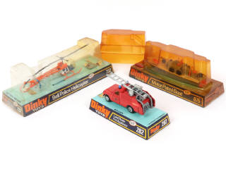 Lot 174 - DINKY TOYS (GB) (3)