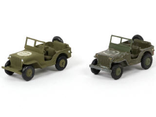 Lot 248 - DINKY TOYS (FRANCE) (2)