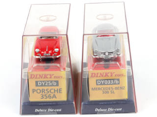Lot 57 - DINKY TOYS (USA) (2)