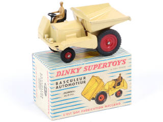 Lot 202 - DINKY TOYS (FRANCE) (1)
