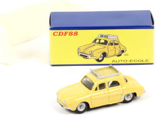 Lot 301 - CLUB DINKY FRANCE (1)