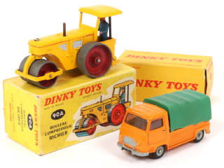 Lot 256 - DINKY TOYS (FRANCE) (2)