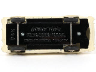 Lot 179 - DINKY TOYS (FRANCE) (1)