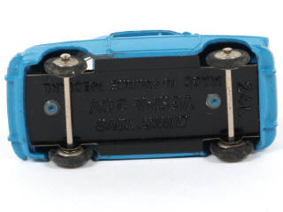 Lot 136 - DINKY TOYS (FRANCE) (1)