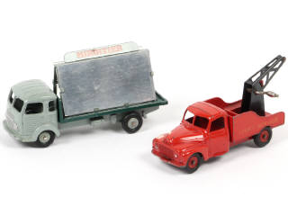 Lot 252 - DINKY TOYS (FRANCE) (2)