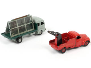 Lot 252 - DINKY TOYS (FRANCE) (2)