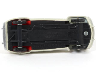 Lot 207 - DINKY TOYS (FRANCE) (1)