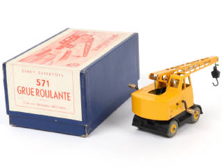 Lot 197 - DINKY TOYS (FRANCE) (1)