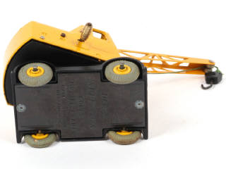 Lot 197 - DINKY TOYS (FRANCE) (1)