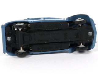 Lot 169 - DINKY TOYS (FRANCE) (1)