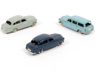 Lot 234 - DINKY TOYS (FRANCE) (3)