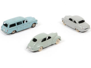 Lot 239 - DINKY TOYS (FRANCE) (3)