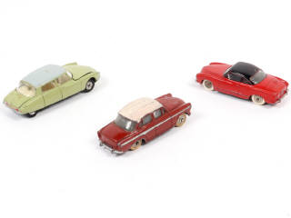 Lot 243 - DINKY TOYS (FRANCE) (3)