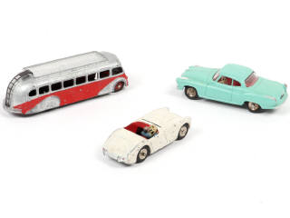 Lot 259 - DINKY TOYS (FRANCE) (3)
