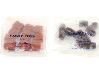 Lot 223 - DINKY TOYS (FRANCE) (2)