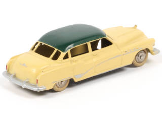 Lot 149 - DINKY TOYS (FRANCE) (1)