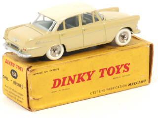 Lot 193 - DINKY TOYS (FRANCE) (1)