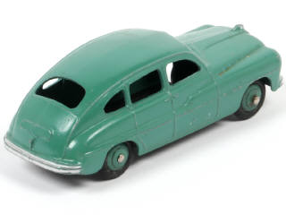 Lot 139 - DINKY TOYS (FRANCE) (1)