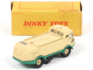 Lot 198 - DINKY TOYS (FRANCE) (1)