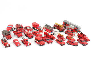 Lot 78 - DIVERS (25)