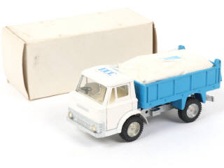 Lot 487 - DINKY TOYS (GB) (1)