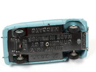 Lot 372 - DINKY TOYS (FRANCE) (1)