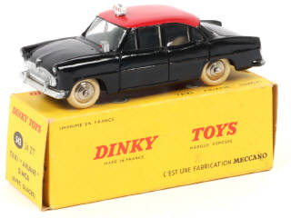 Lot 328 - DINKY TOYS (FRANCE) (1)