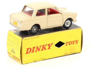 Lot 331 - DINKY TOYS (FRANCE) (1)