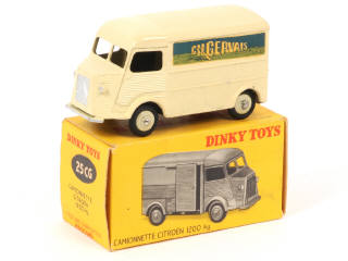 Lot 398 - DINKY TOYS (FRANCE) (1)