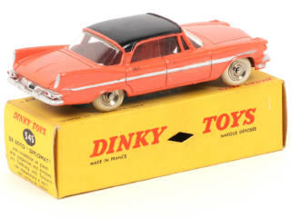 Lot 353 - DINKY TOYS (FRANCE) (1)