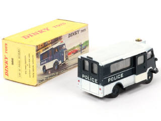 Lot 399 - DINKY TOYS (FRANCE) (1)