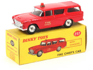 Lot 476 - DINKY TOYS (GB) (1)