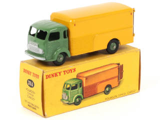 Lot 418 - DINKY TOYS (FRANCE) (1)