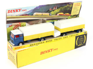 Lot 488 - DINKY TOYS (GB) (1)