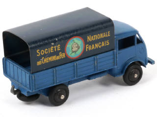 Lot 409 - DINKY TOYS (FRANCE) (1)