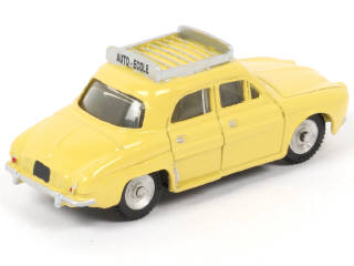 Lot 271 - CLUB DINKY FRANCE (1)