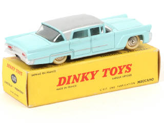 Lot 348 - DINKY TOYS (FRANCE) (1)